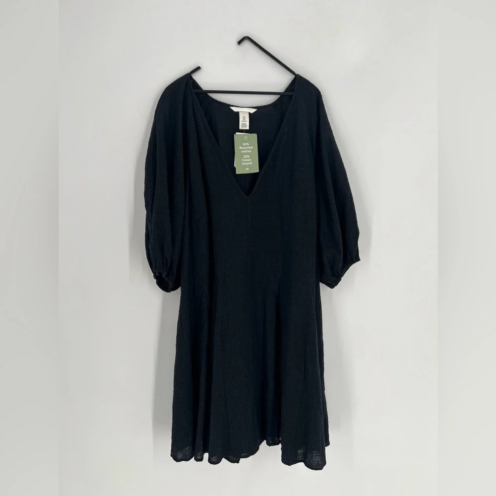 H&M Black Woven V Neck Balloon Sleeve Flared Skirt Mini Dress - Picture 2 of 8